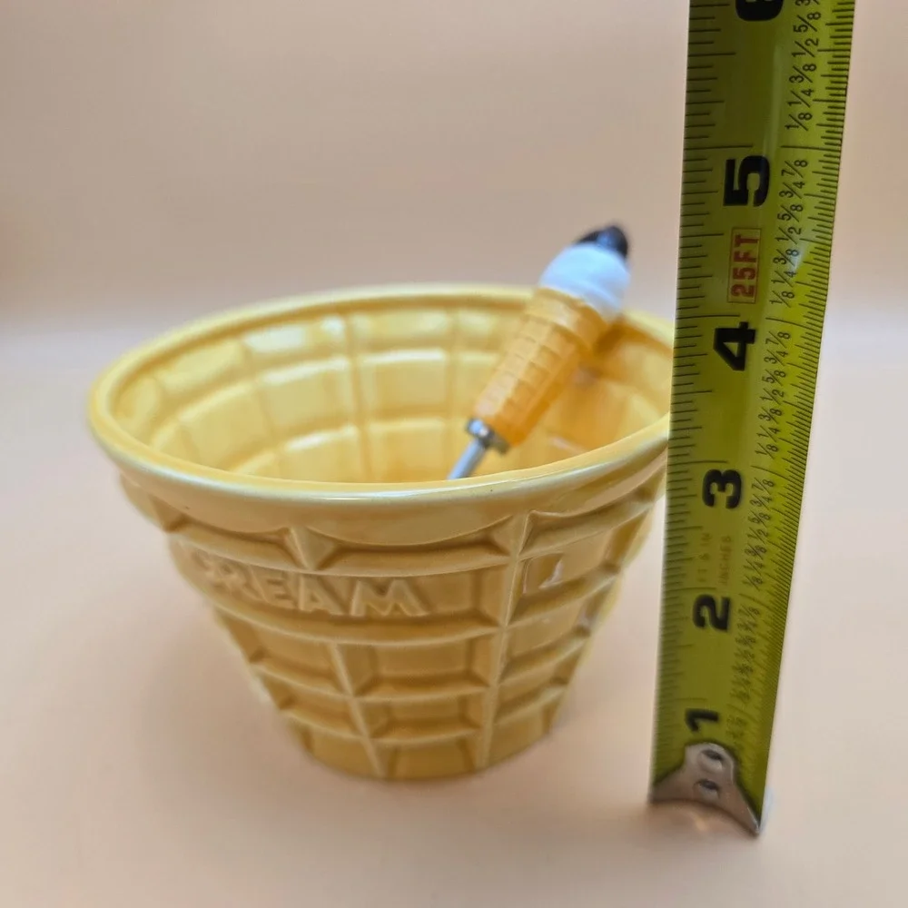 Vintage 1986 FTD Waffle Cone Ice Cream Bowl and Spoon Set Made in Japan Yellow